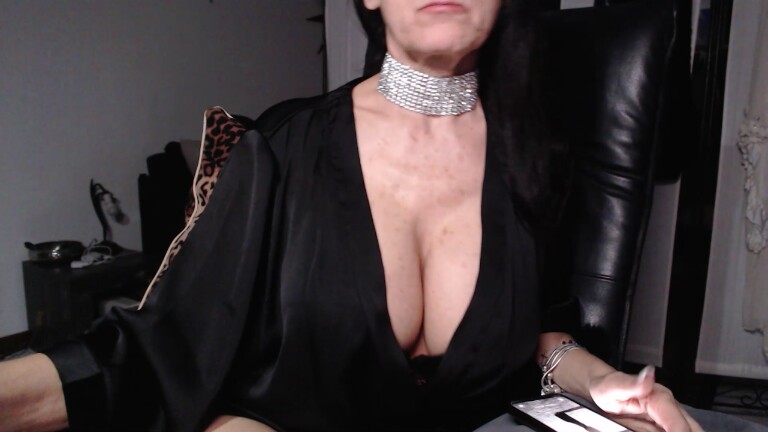 EVA65's Streamate show and profile