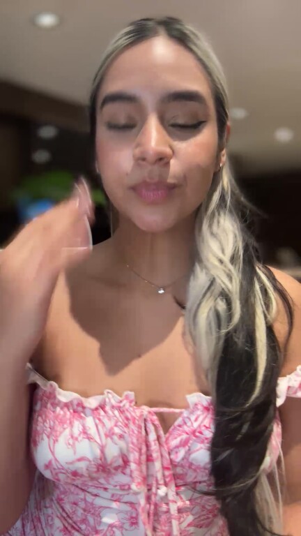 AuraSousa's Streamate show and profile