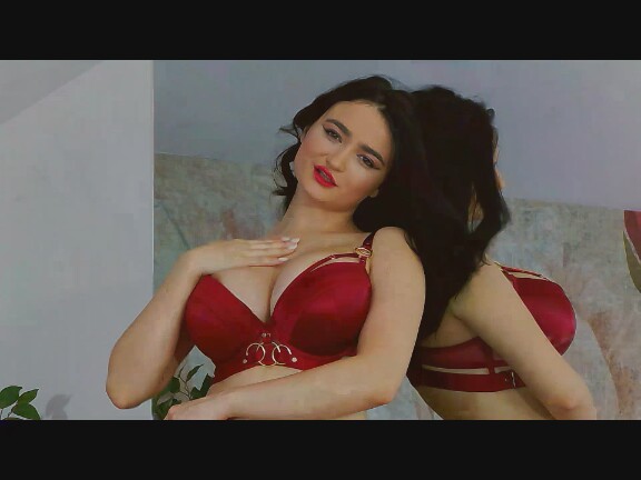 SandraBliss's Streamate show and profile