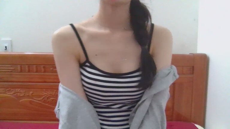 ElenaMe's Streamate show and profile