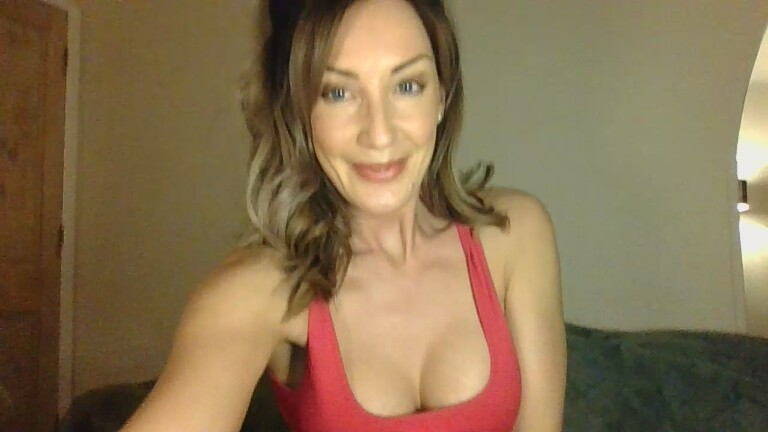 JoanieOakley21's Streamate show and profile