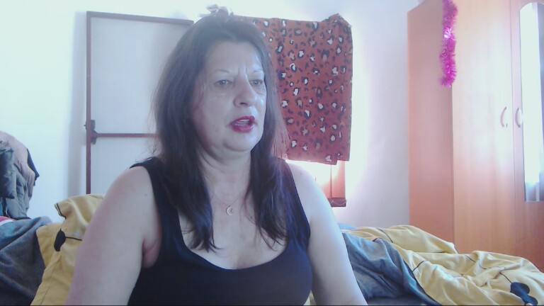ExtasyMature's Streamate show and profile